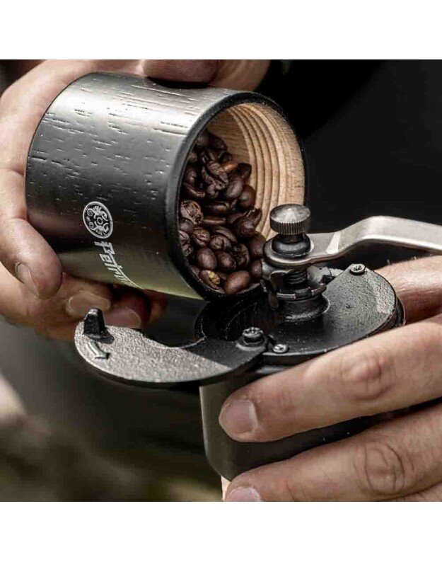 Rankinis kavos malūnėlis Petromax 6