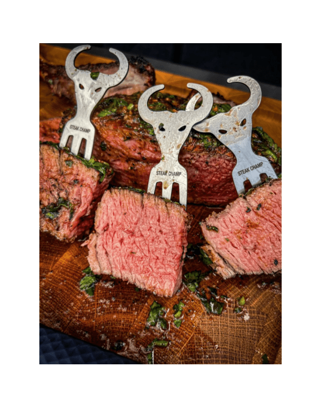 Užkandžių &scaron;akutės Steak Champ Baby Bull Fork 2 vnt.