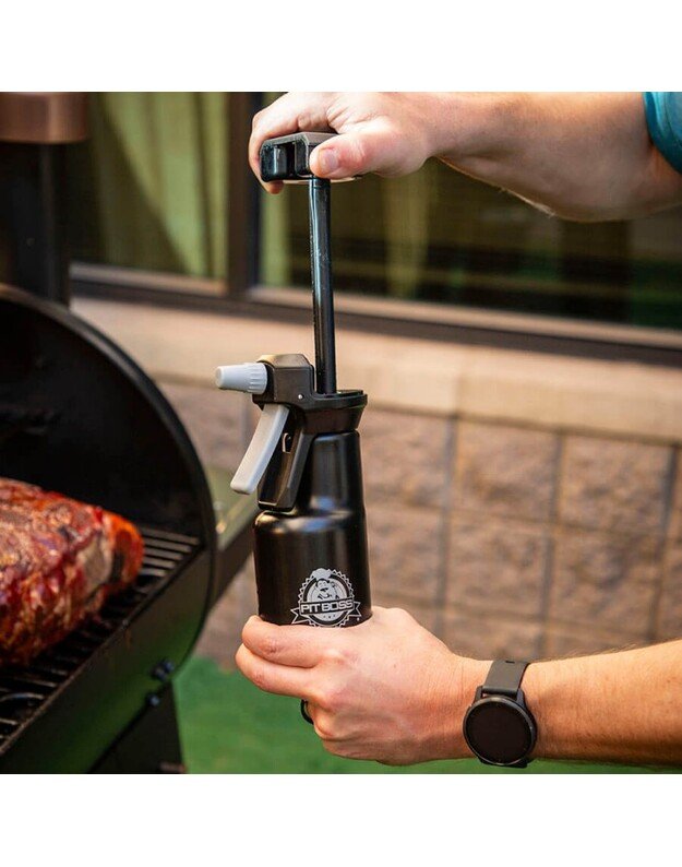 Pit Boss pur&scaron;kiamas buteliukas su pompa ir injektoriumi